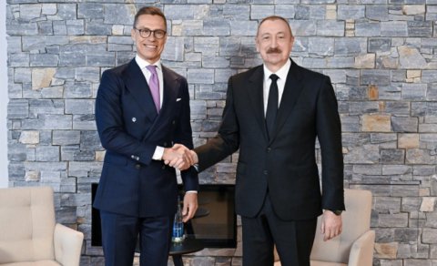 Aleksandr Stubb İlham Əliyevə zəng etdi