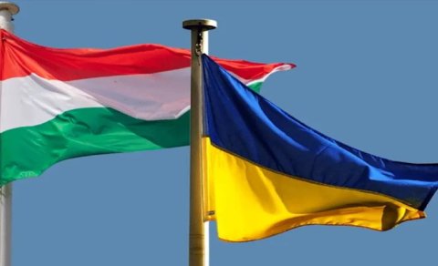 Macarıstan hökuməti Ukraynanı müxalifəti maliyyələşdirməkdə ittiham edir