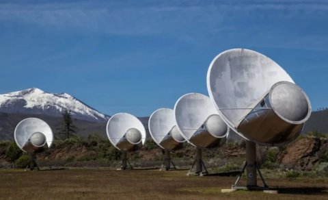 Kainatdakı sükut sirri açıldı: Mesajlar gəlir, amma biz eşitmirik?