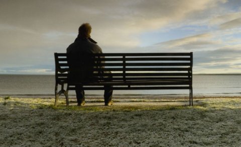 Həyat müasirləşir, amma insanlar yalnızlaşır