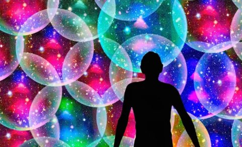 Niyə məhz bizim kainat mövcuddur? - Alimlər Tanrı və multikainat barədə mübahisə edir