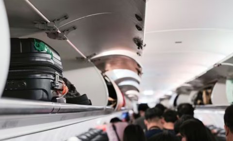 Ekspert uçuş zamanı baqajla bağlı 3 pis vərdişi açıqladı