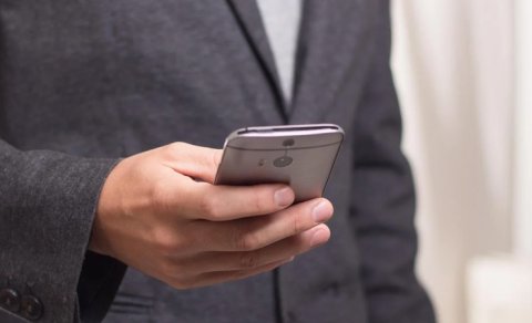 2007-ci ilə geri dönüş: Moskvada mobil internetin bloklanması səbəbindən SMS-ə qayıdırlar