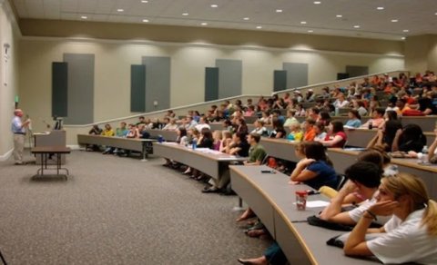 Universitetlərlə bağlı gözlənilən qərar: Tələbə ancaq tələbəni görəcək?