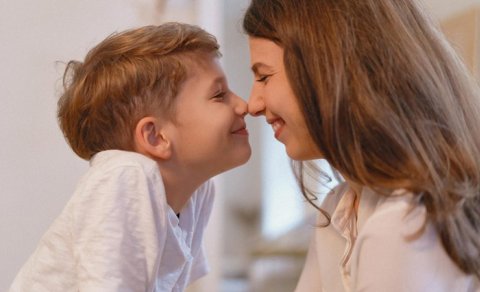 Bu aylarda doğulan qadınlar ən qayğıkeş analar olur