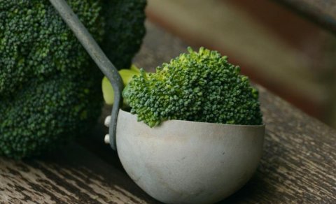 Daha çox kalsium almağınıza kömək edəcək 5 yaşıl tərəvəz