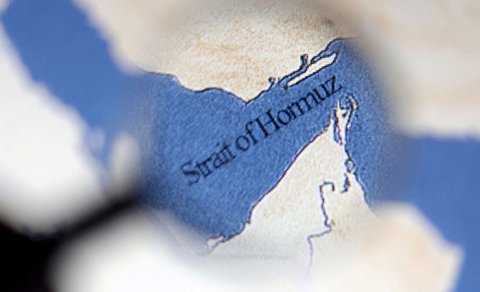 "Bloomberg": Müttəfiqləri ABŞ-ın iştirakı olmadan Hörmüz boğazını açmağı planlaşdırır