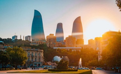 Bakıda yeni "moll" tikilir