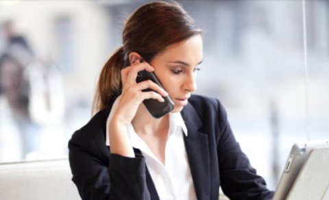 Azərbaycanda qadın və kişilər üçün bərabər maaş məcburi olacaq
