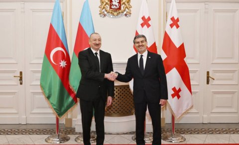 Azərbaycan-Gürcüstan münasibətləri: "Sürətlə inkişaf edir"