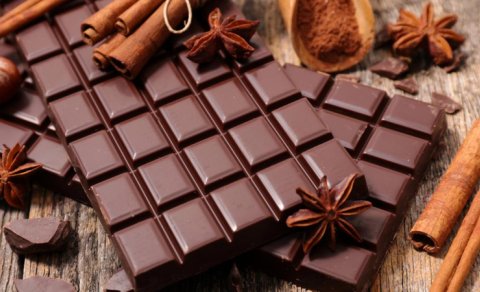 Hər gün qara şokolad yemək orqanizmdə nəyi dəyişir? - Diyetoloq detalları açıqladı