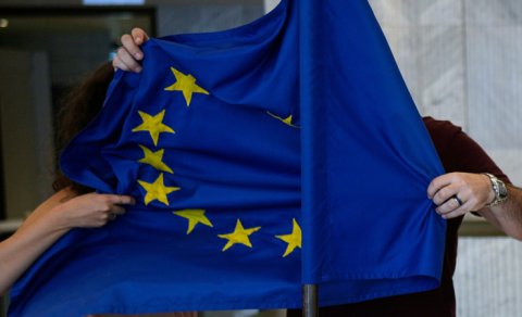 "Politico": Xarici siyasətdəki uğursuzluqlar Aİ-də sistemik iflic olduğunu göstərir