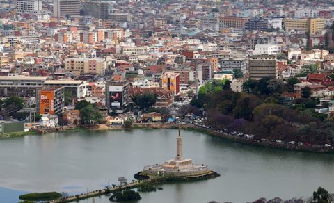 Bu ölkə enerji böhranı səbəbindən fövqəladə vəziyyət elan etdi