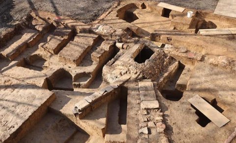 Arxeoloqlar bağda 2200 illik Roma hərbi düşərgəsi tapdı