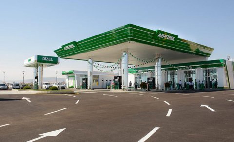 İcra hakimiyyəti &ldquo;Azpetrol&rdquo;dan 22 min manatlıq yanacaq alır