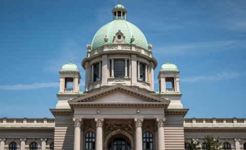 "Politico": Aİ-nin Serbiyaya 1,5 milyard avro maliyyəni dayandırmaq ehtimalı var