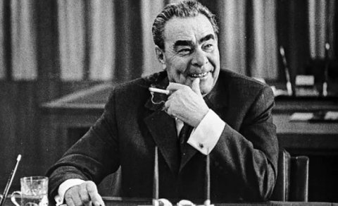 Müvəqqəti fiqur hesab olunan, uzun illər SSRİ-yə rəhbərlik edən Brejnev: hamını necə aldadıb?