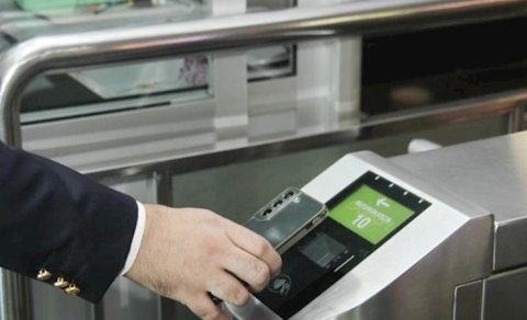 İctimai nəqliyyatda NFC problemləri: gecikmiş silinmələr niyə baş verir?