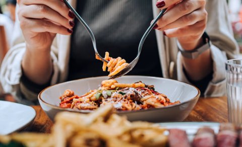 Arıqlamaq üçün ən yaxşı şam yeməyi - Üç diyetoloq açıqladı