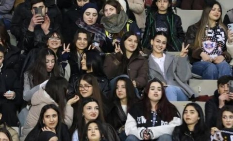 "Qarabağ&rdquo;dan xanım azarkeşlərə növbəti gözəl jest