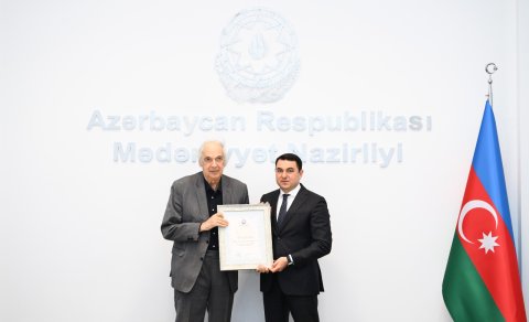 Ramiz Həsənoğlu 80 illiyi münasibətilə "Fəxri diplomu"la təltif olunub