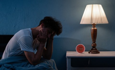 Gecə yarısı oyanmaların üç əsas səbəbi açıqlandı