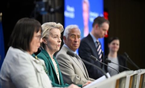 Aİ səfirləri Ukraynaya 90 mlrd. avro kredit və Rusiyaya yeni sanksiyalarla bağlı razılığa gəlib