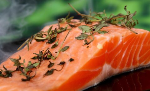 Qızılbalıqdan başqa D vitamini ilə zəngin 3 qida