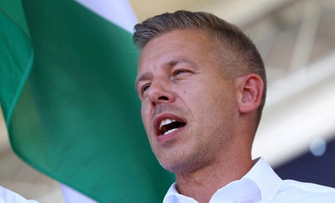 "Bloomberg": Peter Macar Ukraynanın Aİ üzvlüyünü dərhal dəstəkləməyəcək