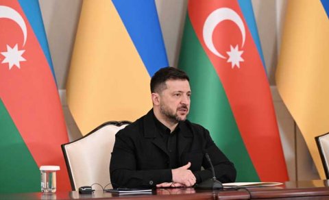 Zelenski ölkəsinə yardıma görə İlham Əliyevə təşəkkür etdi
