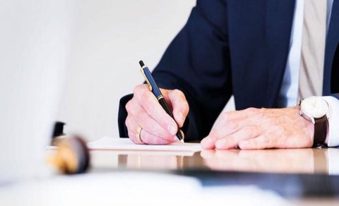 Prezident bir qrup sahibkarı təltif etdi - SƏRƏNCAM