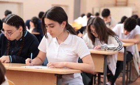 Səkkiz şagird 300 bal topladı - 7-si qızdır
