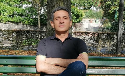 Samir Sədaqətoğlunun "Yerə-göyə sığmayan" pyesi Tükiyədə nümayiş olunacaq