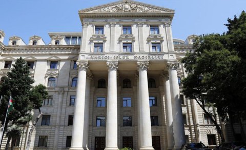 
Rusiyanın dövlət kanalında Azərbaycana qarşı təxribatla bağlı rəsmi Bakıdan SƏRT REAKSİYA

