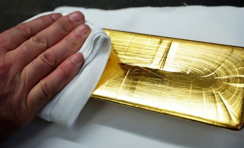 Hindistan bankı xaricdəki qızılını sürətlə geri gətirir