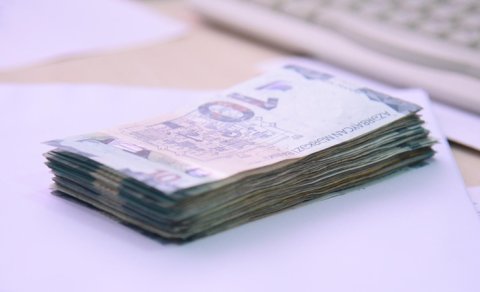 Azərbaycan bu şəxslərə hər ay 1000 manat mükafat veriləcək