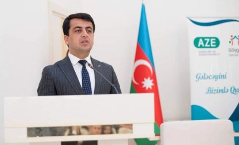 İcra başçısı müavinini işdən çıxardı