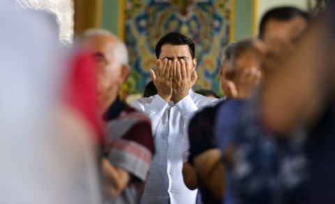 Azərbaycanda bayram namazı qılındı