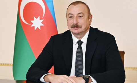 Prezidentin sosial şəbəkə hesablarında Müstəqillik Günü ilə bağlı paylaşım - FOTO
