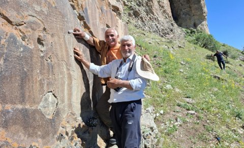 Azərbaycanda 2 800 il yaşı olan qayaüstü yazı aşkar edildi - FOTO