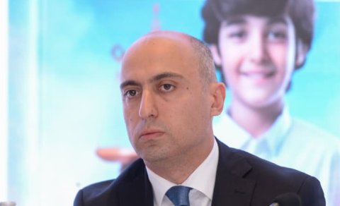 
Süni intellekt şagirdləri tənbəlləşdirir - Emin Əmrullayev