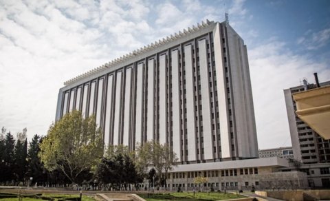 Memarlıq və İnşaat Universiteti 16 min manatlıq mal-material alır
