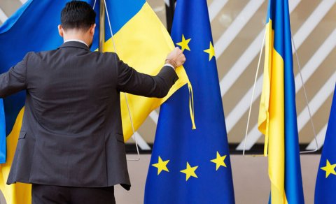 Merz: Ukrayna Avropa komissarı statusu alacaq, amma...