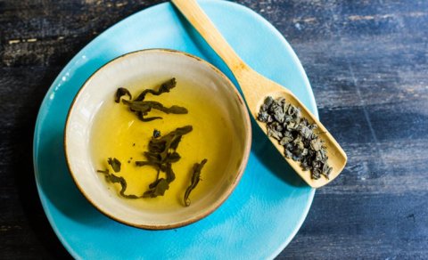 Təzyiqi azaltmaq üçün nə içmək olar?