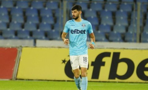 Azərbaycanlı futbolçu "Petrolul" klubuna keçdi