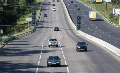 150 km/saat sürətlənmək yüzlərlə kilometrdə cəmi 6 dəqiqə qazandırır, risk isə artır