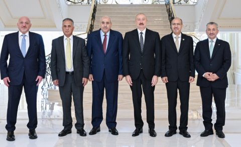 Prezident İordaniya Nümayəndələr Palatasının nümayəndə heyətini qəbul edib