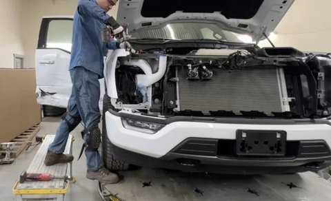 "Ford"un rəhbərindən öz maşınını təmir edənləri qəzəbləndirəcək açıqlama