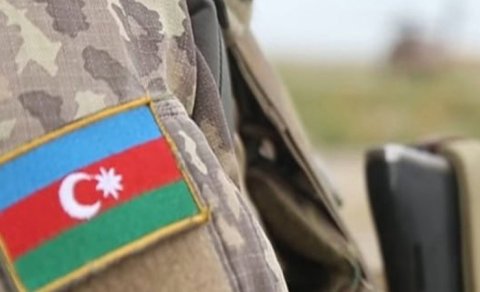 Qanunverciliyə "hərbi qulluqçuların şəxsi jetonu" anlayışı daxil edildi
