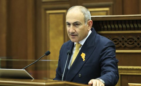 Paşinyan Rusiyaya gedir